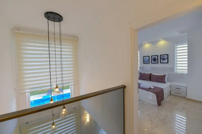 First floor landing